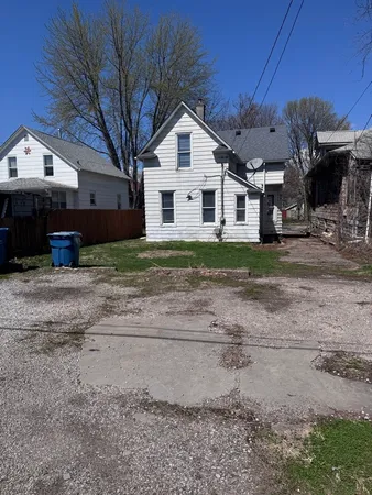 $89,900 | 540 16th Avenue, East Moline, IL 61244