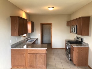 15608 Stonecrest Road South Beloit, IL 61080 - Photo 3 of 10 Gallery Image 3