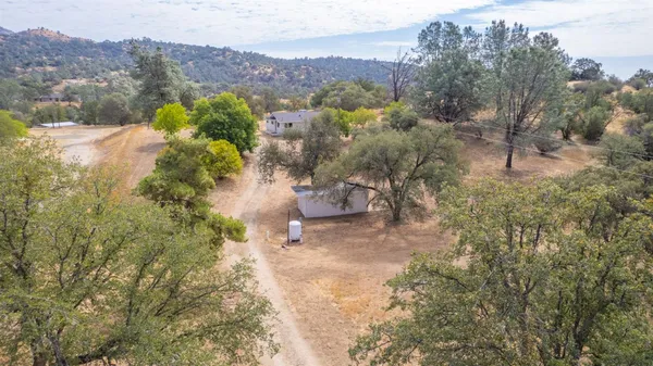 $449,900 | 29531 Morgan Canyon Road, Prather, CA 93651