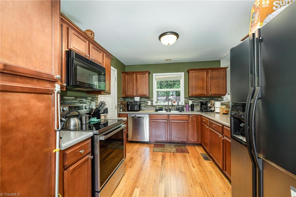 5815 Huffine Ridge Drive Gibsonville, NC 27249 - Photo 7 of 26