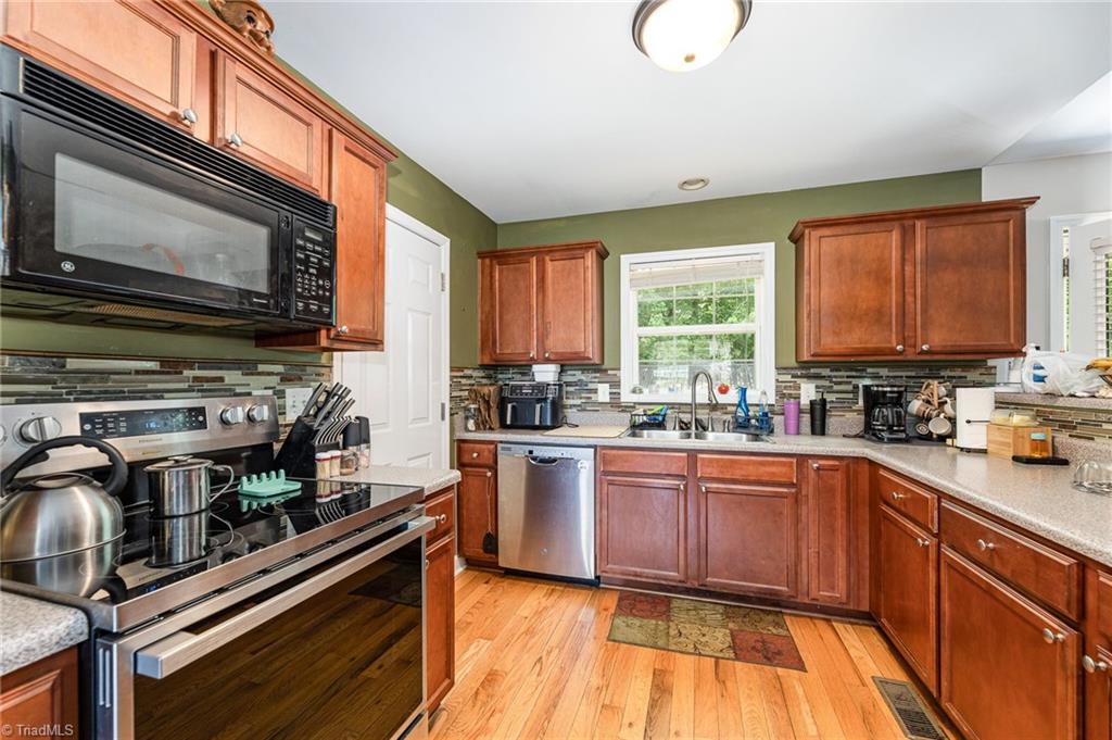 5815 Huffine Ridge Drive Gibsonville, NC 27249 - Photo 8 of 26