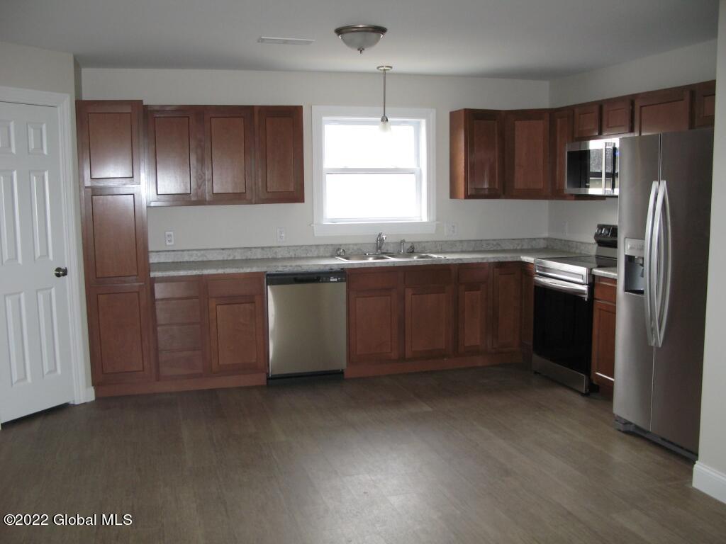 217 Coraline Ridge Cobleskill, NY 12043 - Photo 5 of 28 IMG_5787 (Medium)
