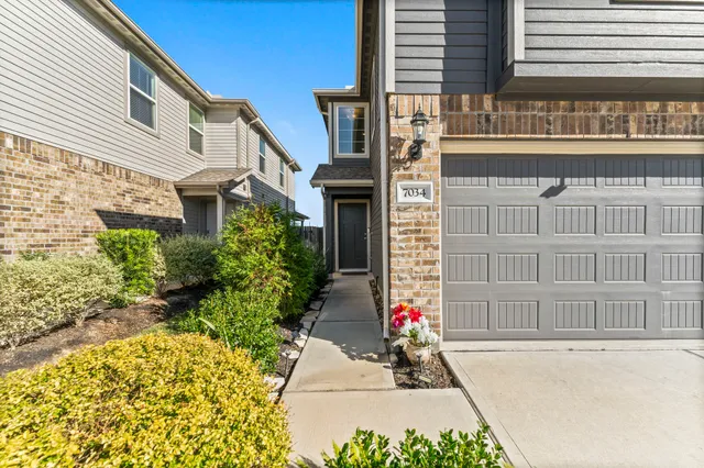 $299,990 | 7034 Cedar Breeze Court, Cypress, TX 77433