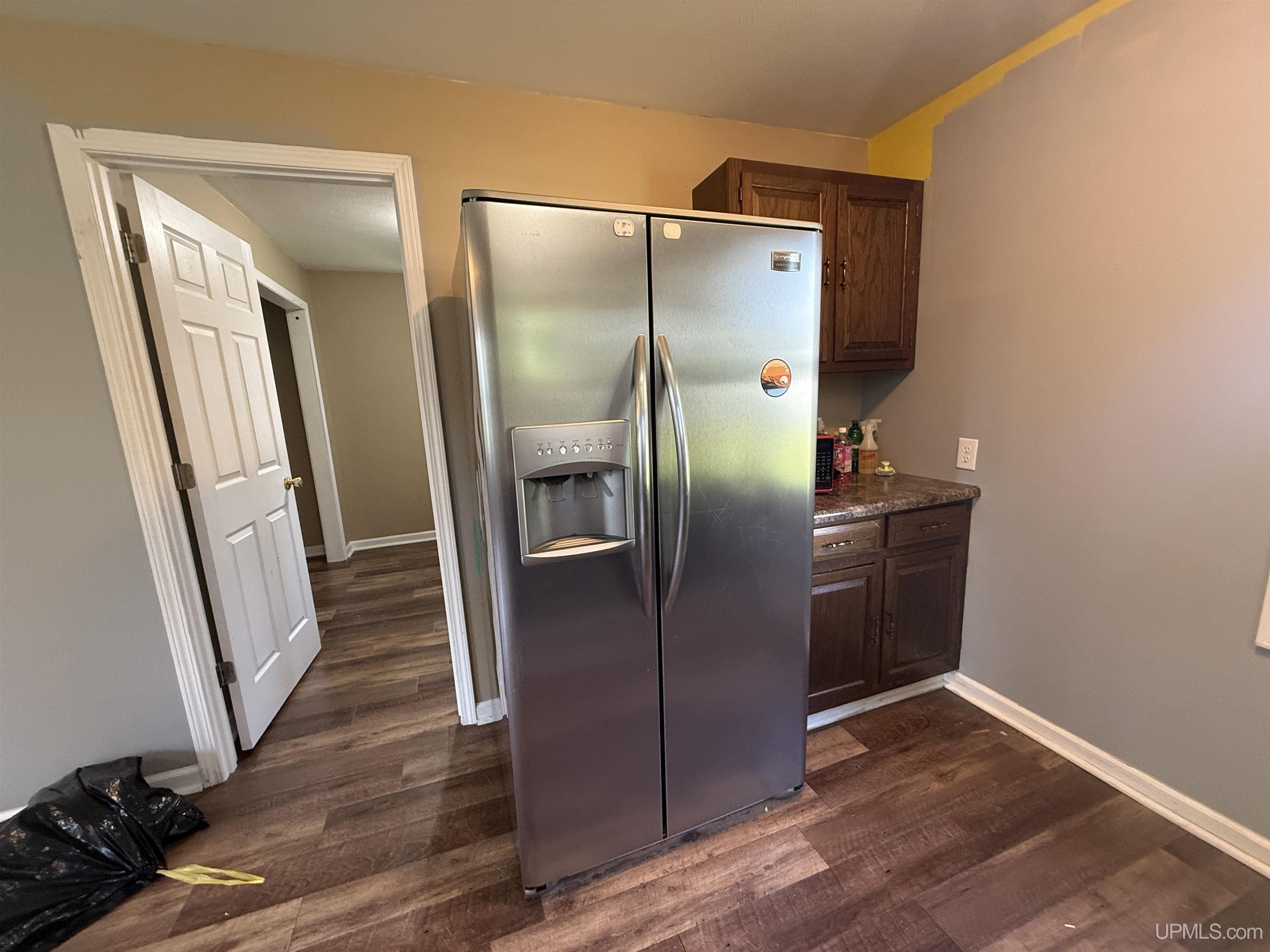 515 Prospect Street Munising, MI 49862 - Photo 4 of 25