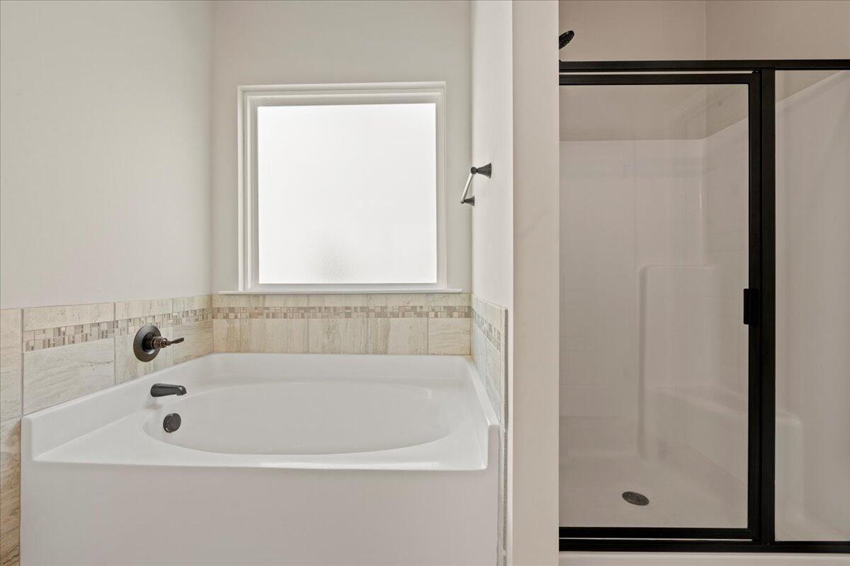 123 Swinton Pond Road Grovetown, GA 30813 - Photo 27 of 41 27-Master Tub & Shower