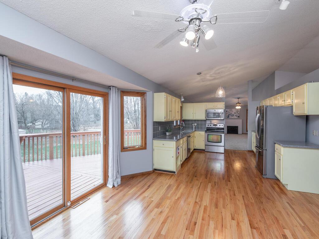 18123 Valley View Road Eden Prairie, MN 55346 - Photo 12 of 36 Gallery Image 12