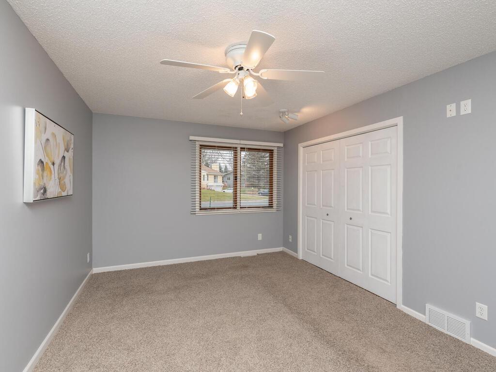 18123 Valley View Road Eden Prairie, MN 55346 - Photo 14 of 36 Gallery Image 14