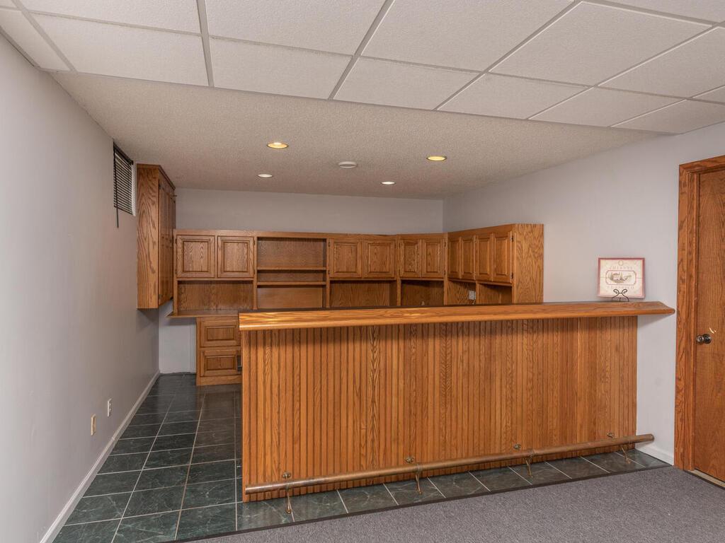 18123 Valley View Road Eden Prairie, MN 55346 - Photo 22 of 36 Gallery Image 22