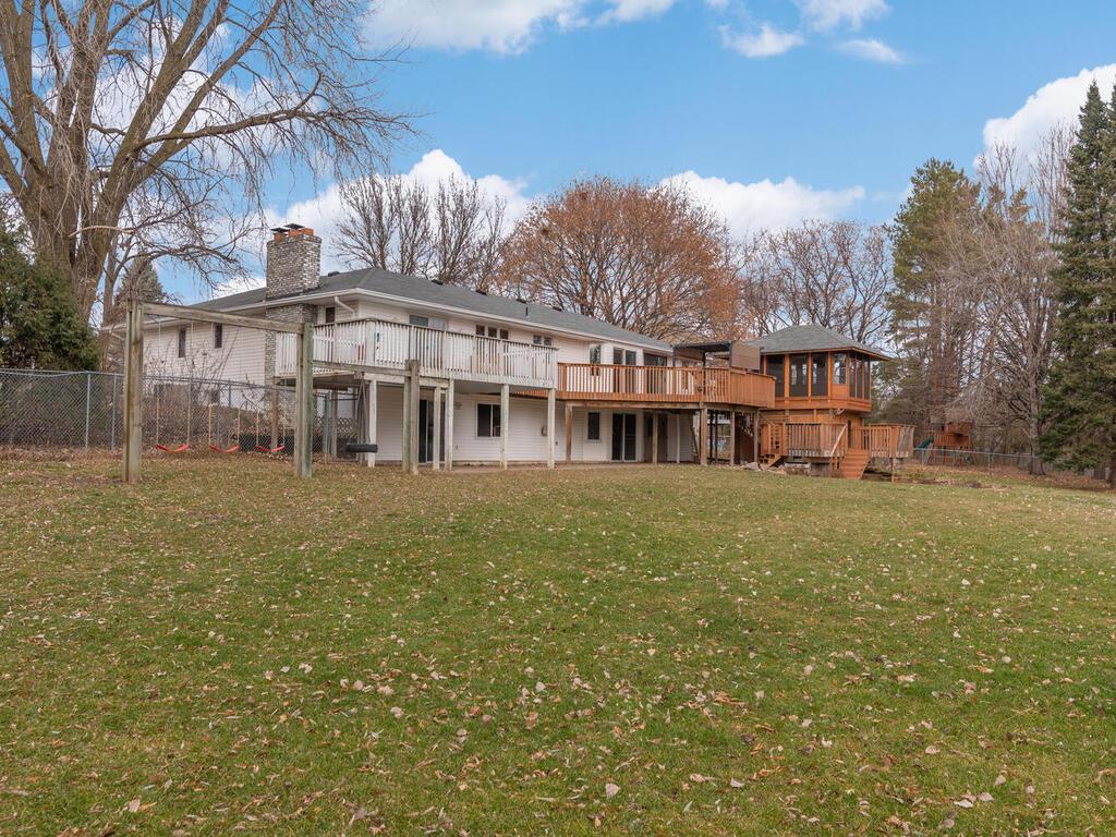 18123 Valley View Road Eden Prairie, MN 55346 - Photo 34 of 36 Gallery Image 34