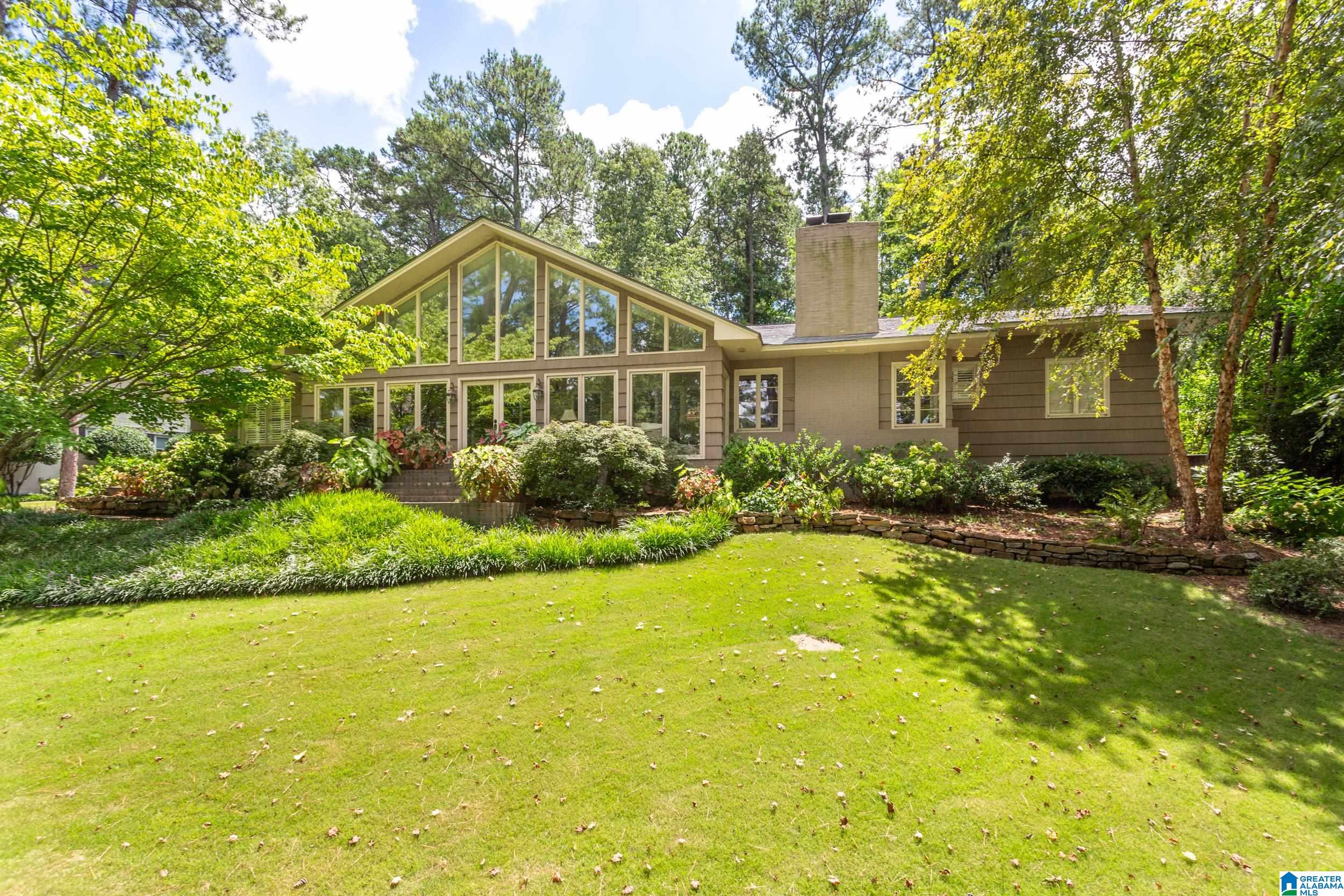 207 Wildwood Road Gadsden, AL 35901 - Photo 2 of 38