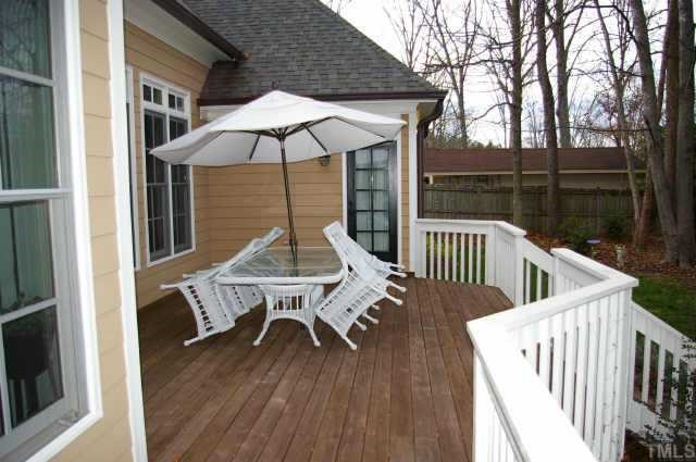 3608 Laurel Circle Raleigh, NC 27612 - Photo 4 of 8