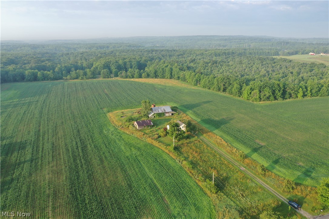 5201 Emerson Road Madison, OH 44057 - Photo 13 of 50