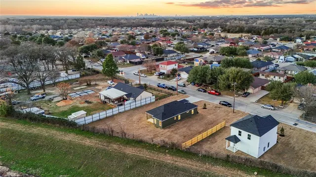 $295,000 | 9470 Sandyland Boulevard, Dallas, TX 75217