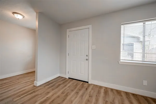 $950 | 8814 Manus Street, Unit 1, Houston, TX 77093