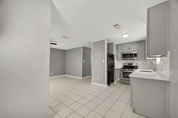 $950 | 8814 Manus Street, Unit 1, Houston, TX 77093