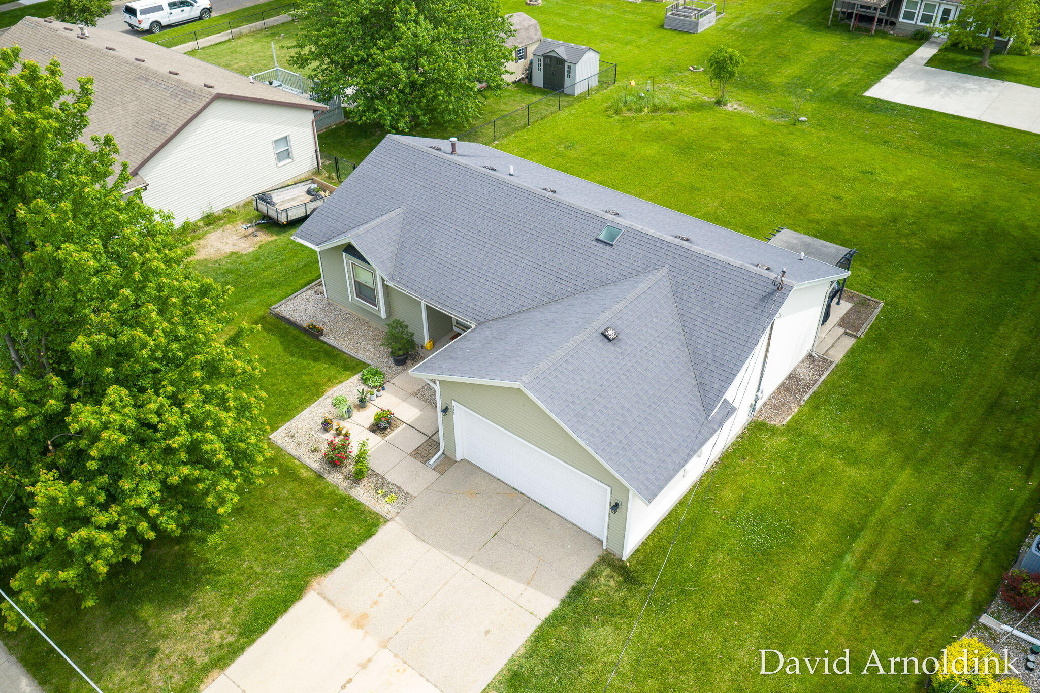 265 Country Club Road Holland, MI 49423 - Photo 3 of 53 2-web-or-mls-265 Country Club Rd, Hollan