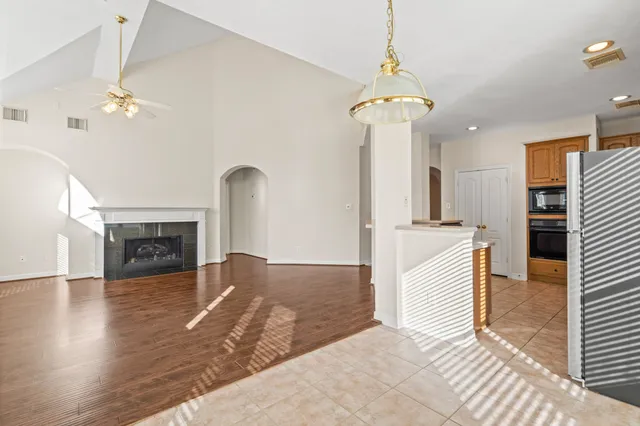 $3,000 | 5819 Brook Bend Drive, Sugar Land, TX 77479