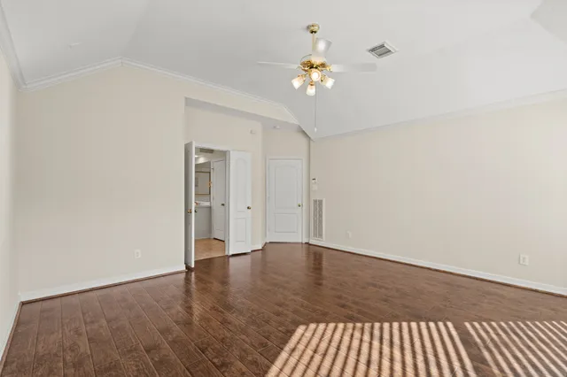 $3,000 | 5819 Brook Bend Drive, Sugar Land, TX 77479