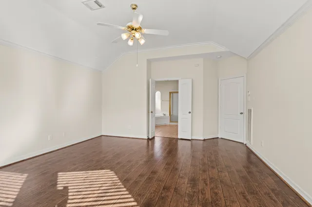 $3,000 | 5819 Brook Bend Drive, Sugar Land, TX 77479