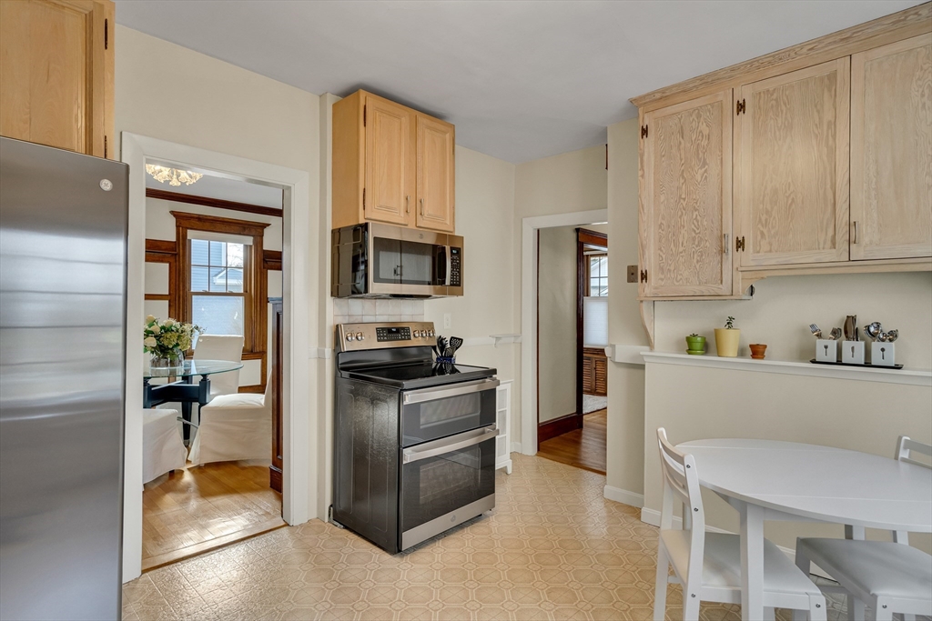 82 Oak Street Lexington, MA 02421 - Photo 16 of 42