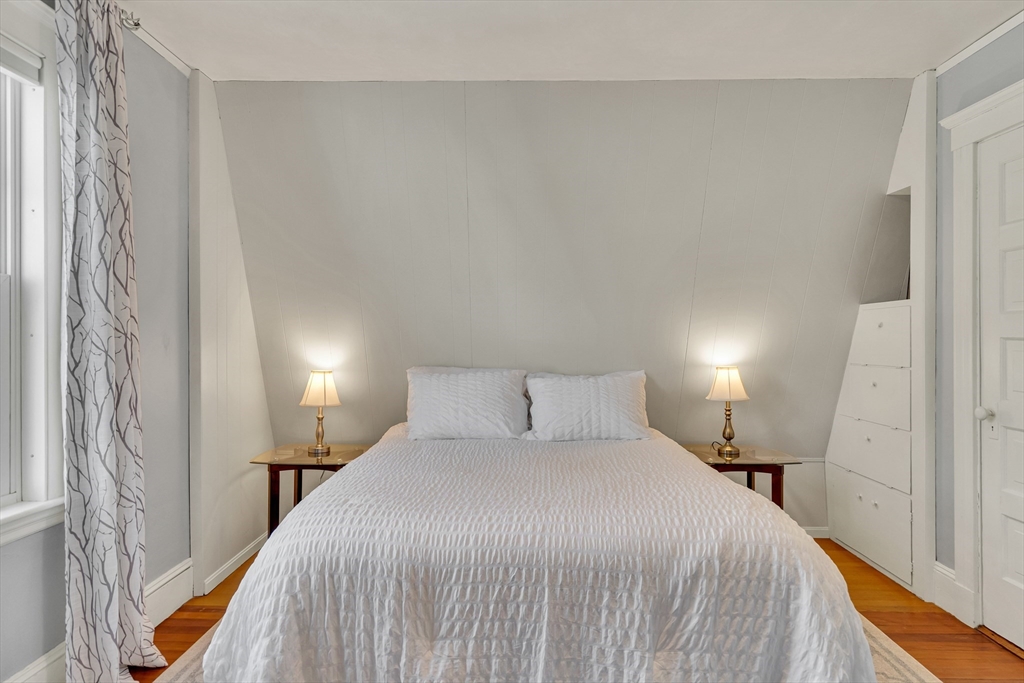 82 Oak Street Lexington, MA 02421 - Photo 26 of 42