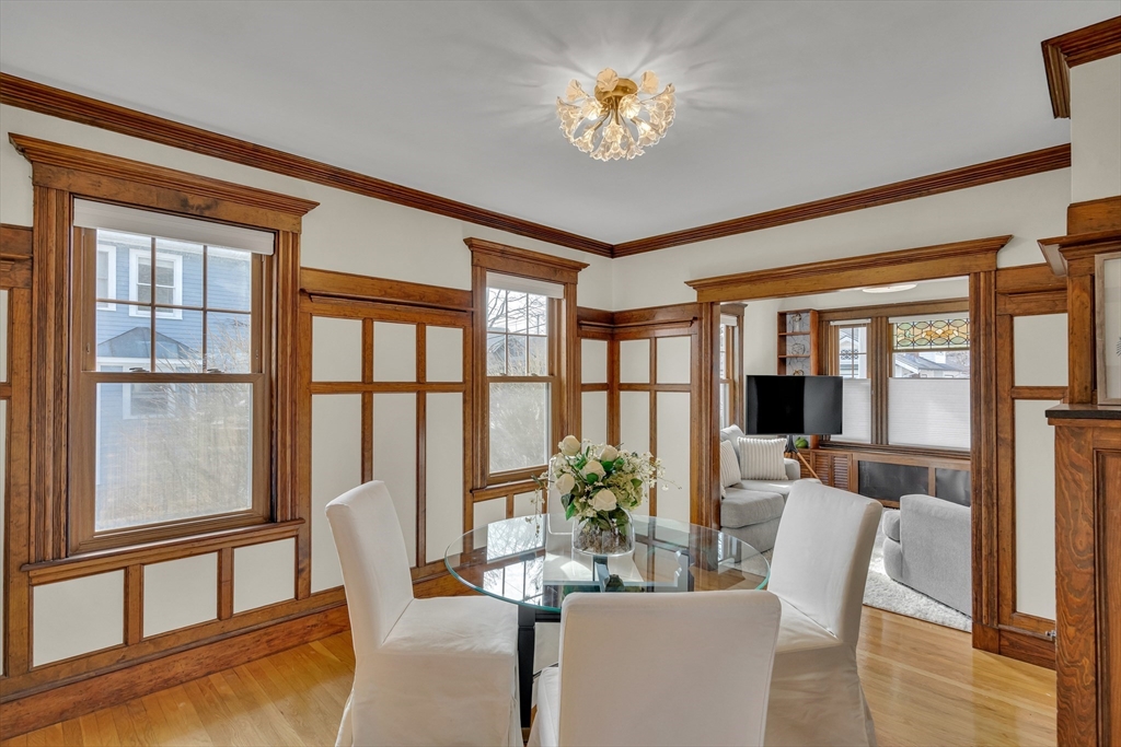 82 Oak Street Lexington, MA 02421 - Photo 8 of 42