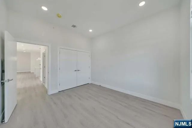 $3,295 | 22-36 Bloomfield Avenue, Unit 116, Paterson, NJ 07503