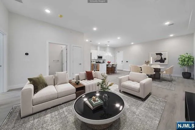 $3,295 | 22-36 Bloomfield Avenue, Unit 116, Paterson, NJ 07503