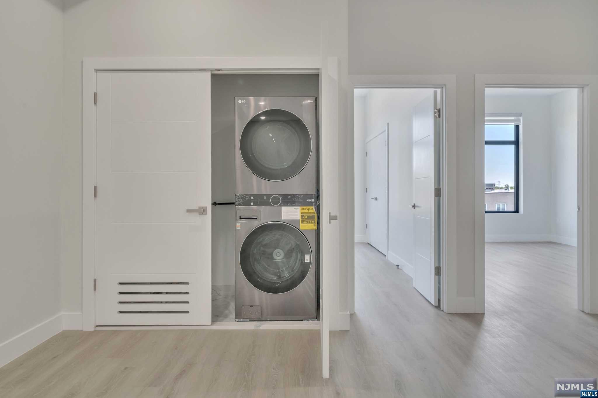 22-36 Bloomfield Avenue, Unit 303 Paterson, NJ 07503 - Photo 9 of 23