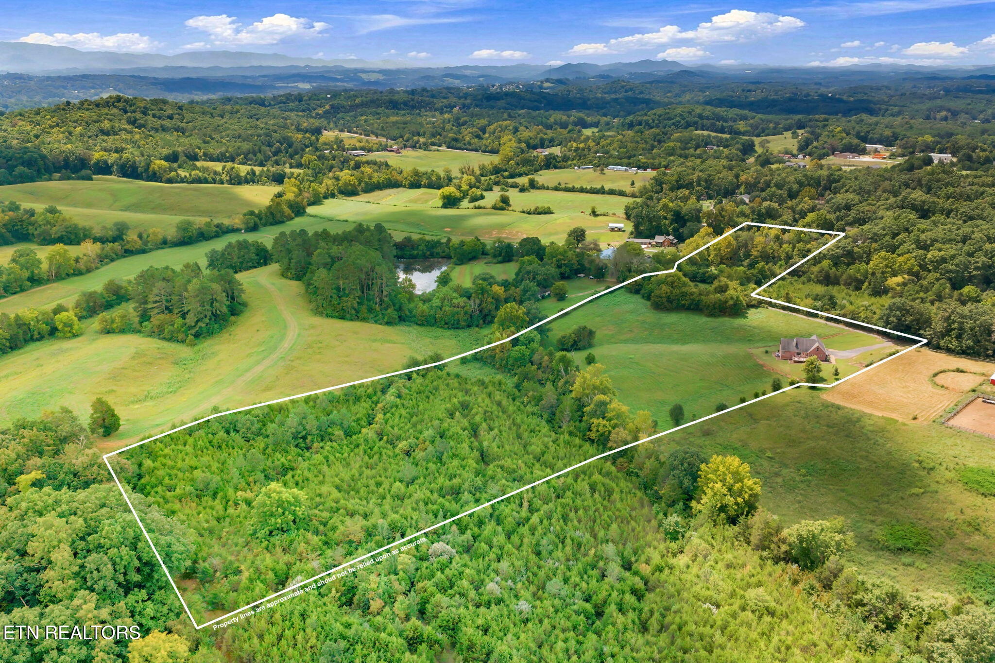 427 Hardin Road Kodak, TN 37764 - Photo 49 of 60 51-web-or-mls-430 Basswood Lane-9a