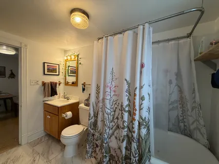 $1,875 | 2905 North Burling Street, Unit 3, Chicago, IL 60657