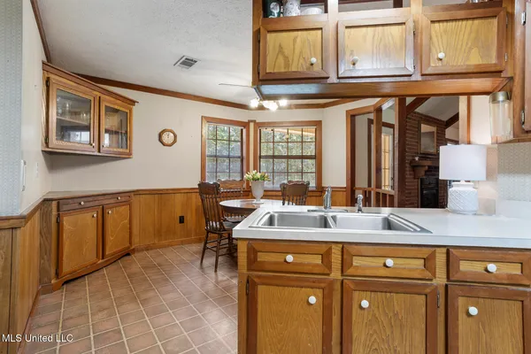 $289,500 | 809 Spring Lake Drive, Terry, MS 39170