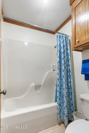 $289,500 | 809 Spring Lake Drive, Terry, MS 39170