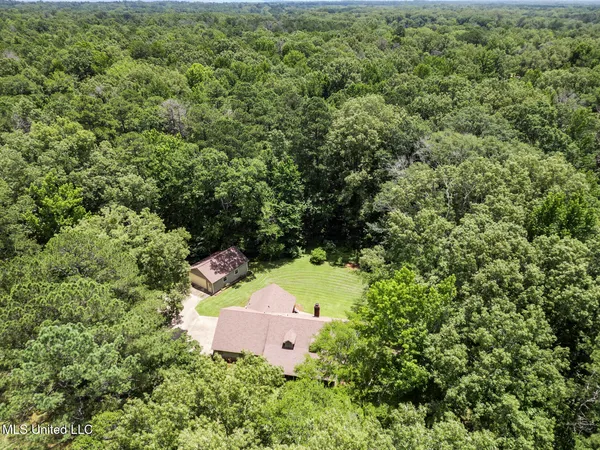 $289,500 | 809 Spring Lake Drive, Terry, MS 39170