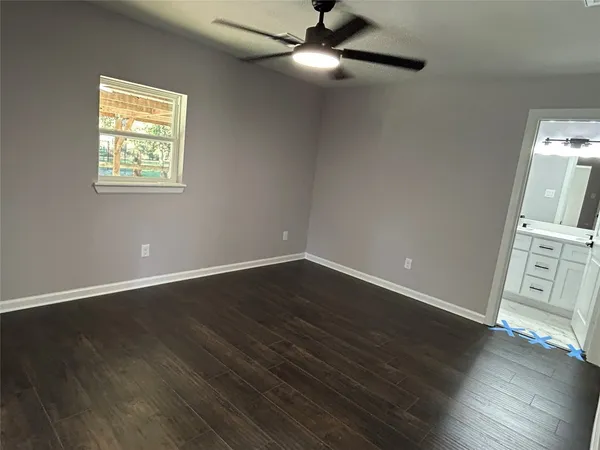 $1,800 | 21057 Live Oak Street, New Caney, TX 77357