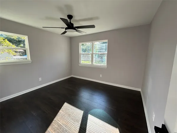 $1,800 | 21057 Live Oak Street, New Caney, TX 77357