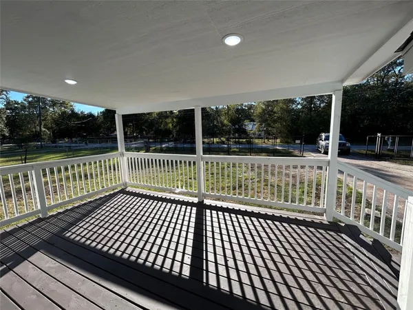 $1,800 | 21057 Live Oak Street, New Caney, TX 77357