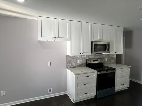 $1,800 | 21057 Live Oak Street, New Caney, TX 77357