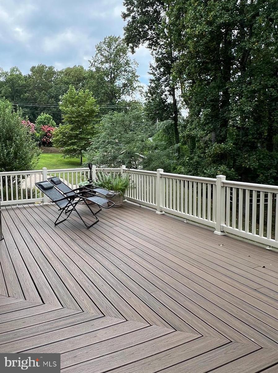 24515 Ridge Road Damascus, MD 20872 - Photo 47 of 53 Wrap around deck to side