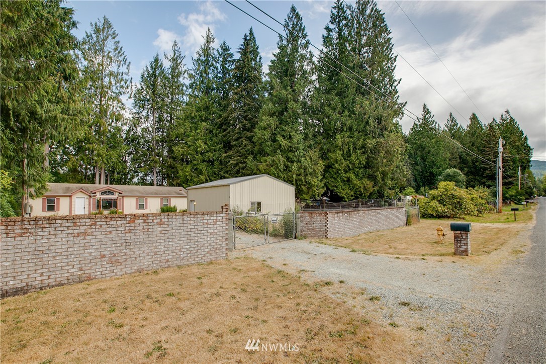 46645 Baker Loop Road Concrete, WA 98237 - Photo 2 of 31 Gallery Image 2