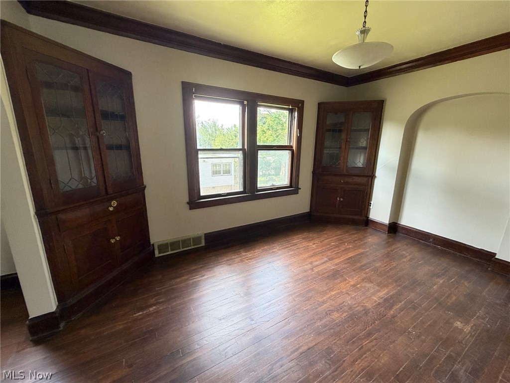 3646 Chelton Road Shaker Heights, OH 44120 - Photo 11 of 41 Gallery Image 11