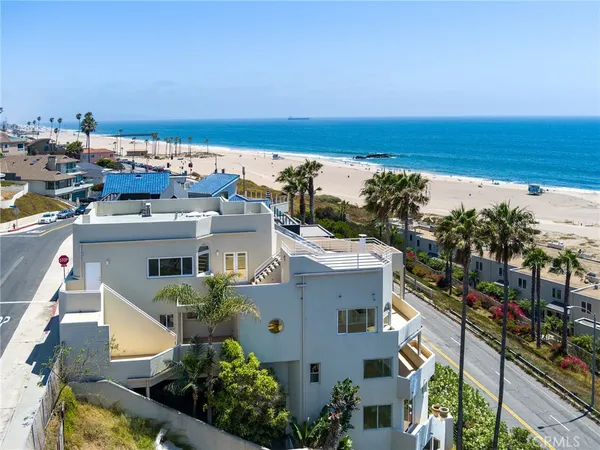 $15,400 | 7331 Vista Del Mar Lane, Playa del Rey, CA 90293
