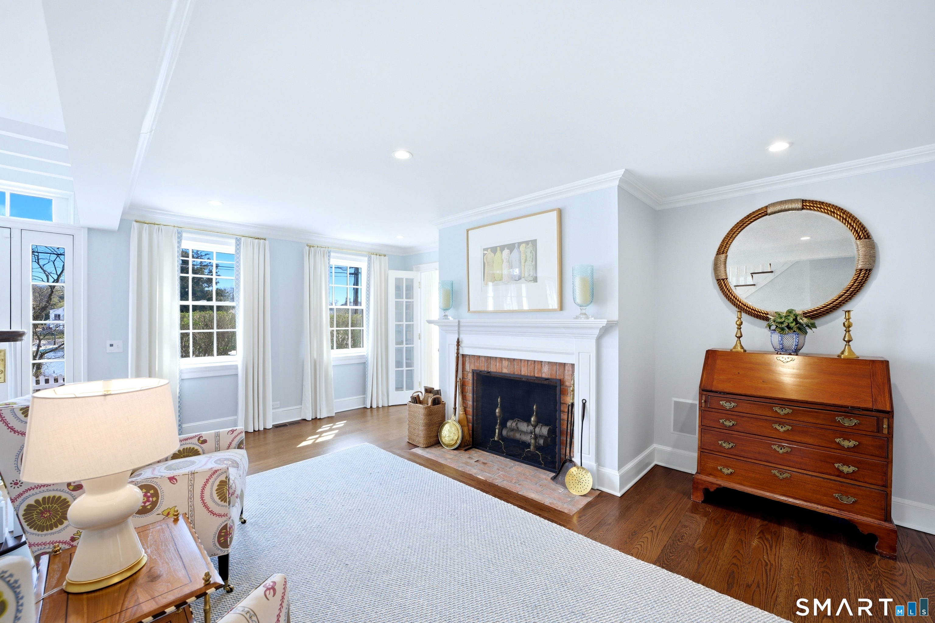 64 5 Mile River Road Darien, CT 06820 - Photo 9 of 40