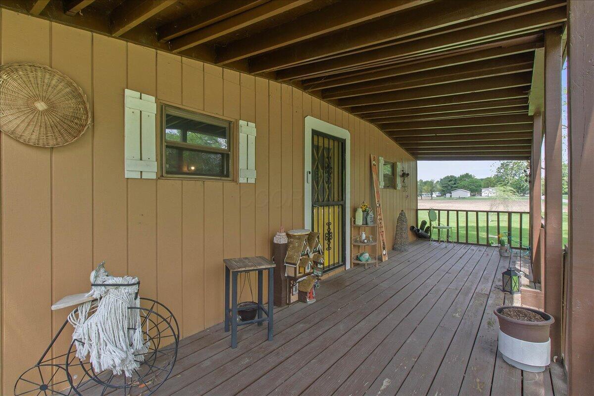 6055 Prairie Road Springfield, OH 45502 - Photo 3 of 34