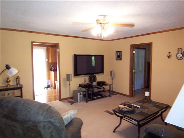 2187 Allen Bridge Road Fountain Inn, SC 29644 - Photo 8 of 15