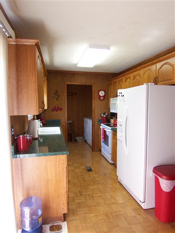 2187 Allen Bridge Road Fountain Inn, SC 29644 - Photo 9 of 15
