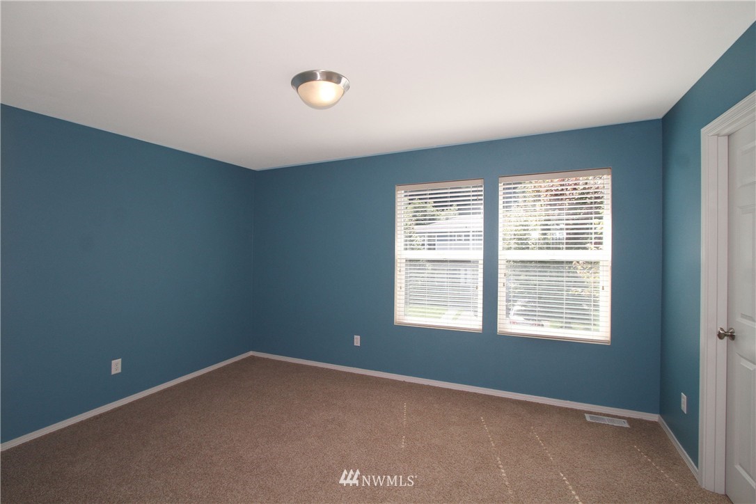 14530 Southeast 153rd Place Renton, WA 98058 - Photo 8 of 15 Gallery Image 8