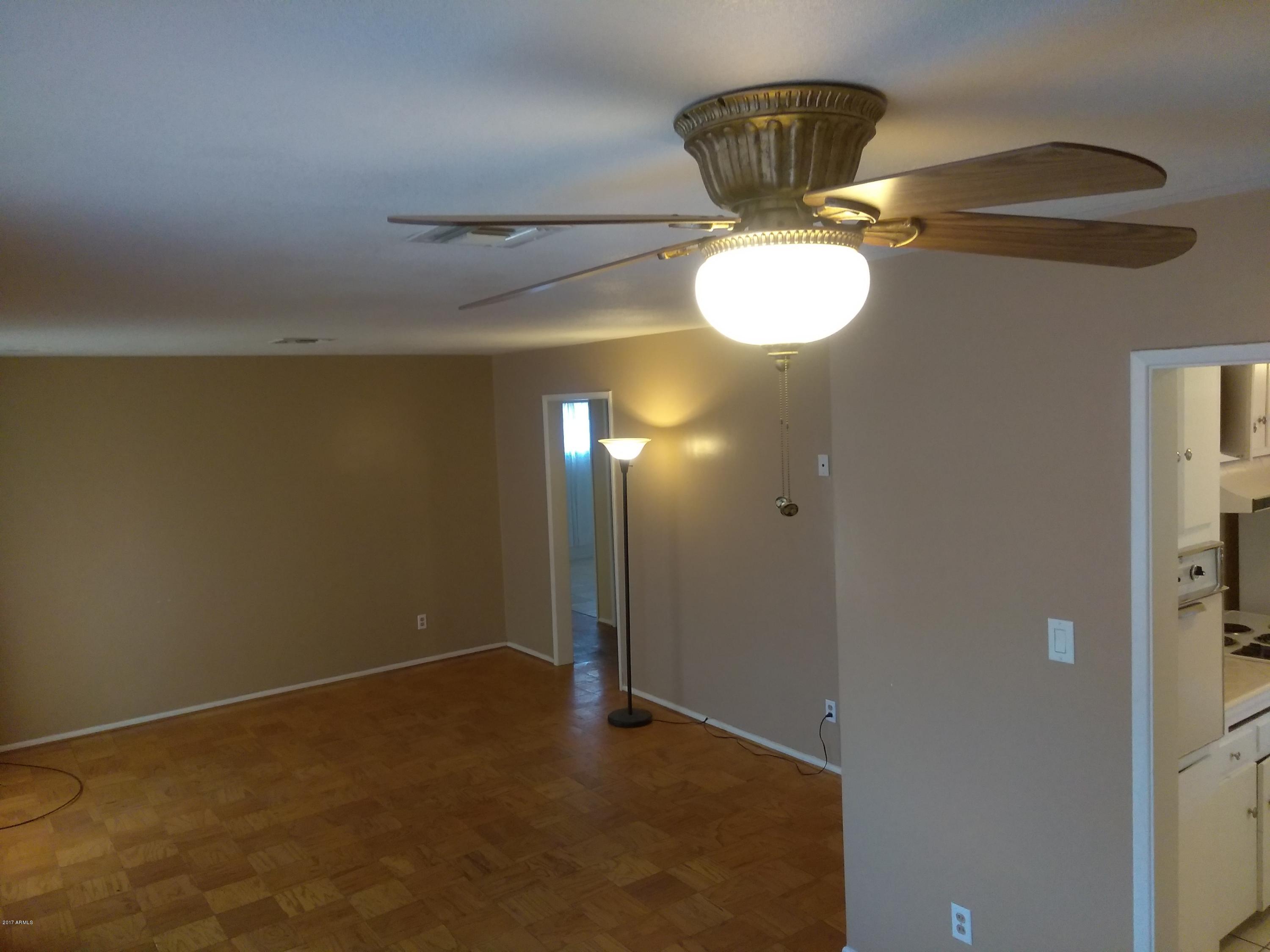 2744 West Ocotillo Road Phoenix, AZ 85017 - Photo 11 of 33 11