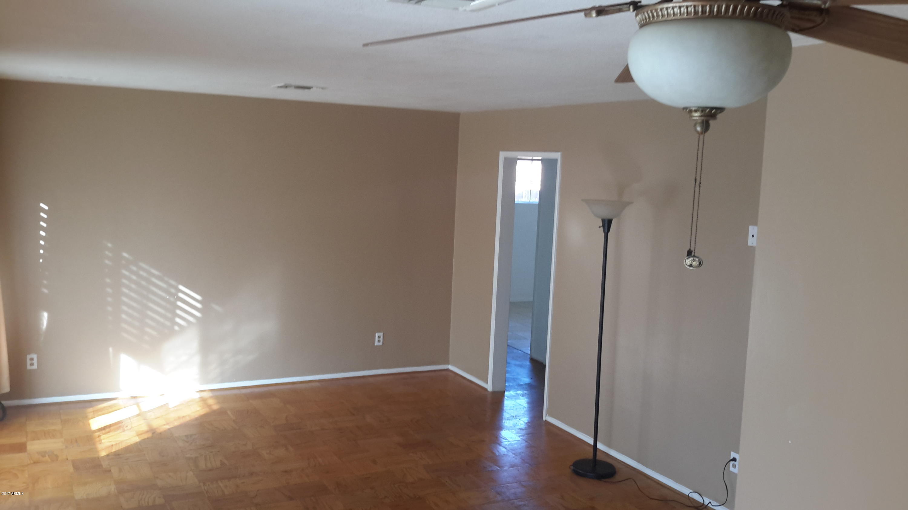 2744 West Ocotillo Road Phoenix, AZ 85017 - Photo 15 of 33 15