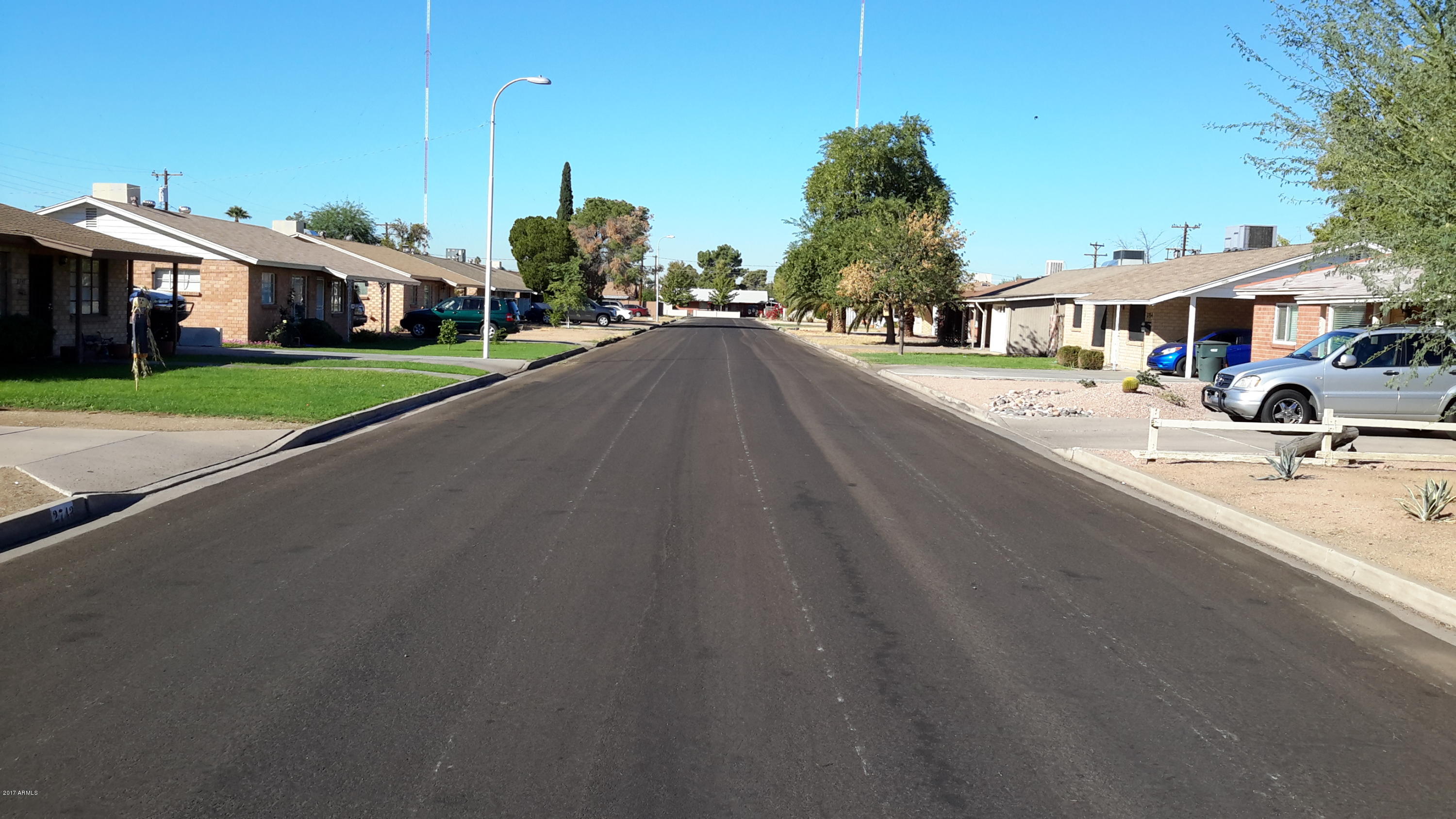 2744 West Ocotillo Road Phoenix, AZ 85017 - Photo 9 of 33 9